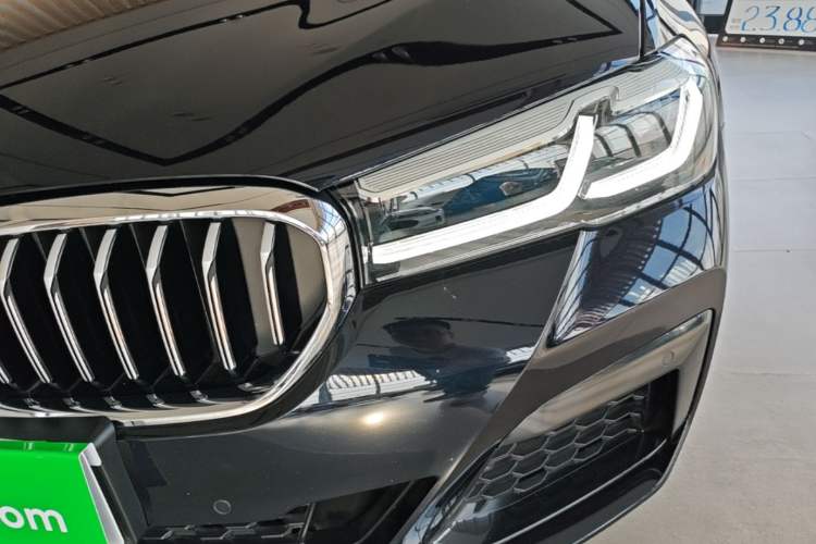 Used BMW 5 Series 2023 Restyled 530Li Leading Edition M Sport Package Left Front Headlight