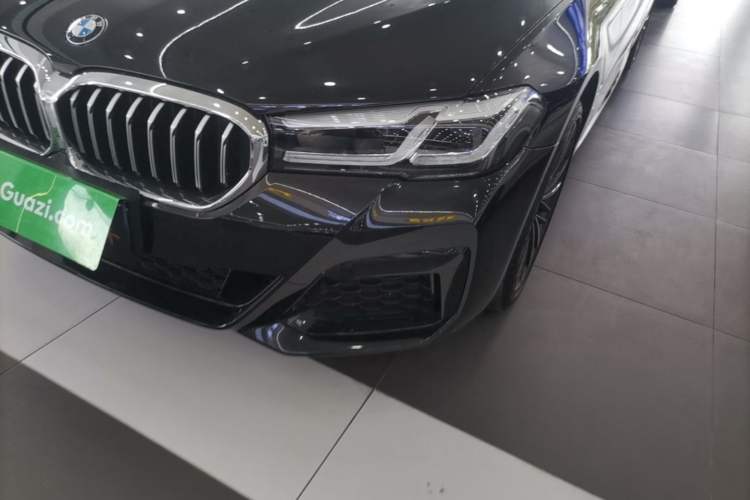 Used BMW 5 Series 2023 530Li Leading Model M Sport Package Left Front Headlight