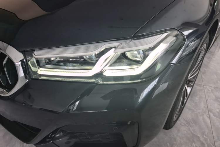 Used BMW 5 Series 2023 530Li Leading Model M Sport Package Left Front Headlight