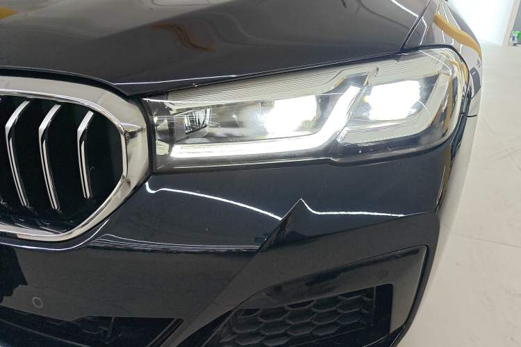 Used BMW 5 Series 2023 530Li Leading Model M Sport Package Left Front Headlight