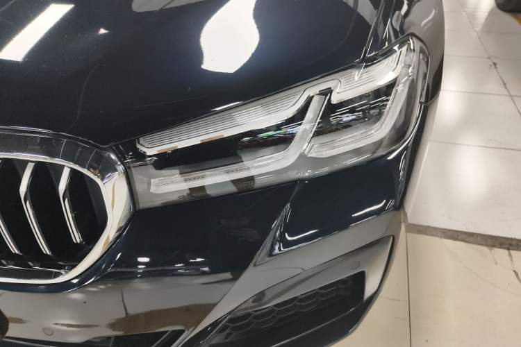 Used BMW 5 Series 2023 Restyled 530Li Leading Edition M Sport Package Left Front Headlight