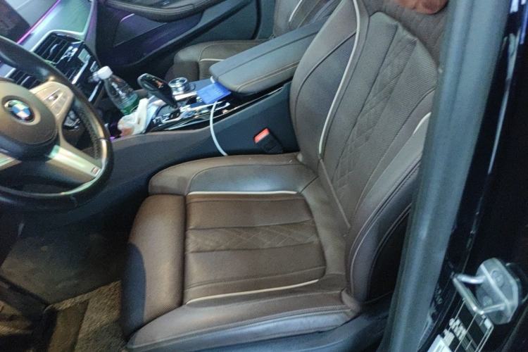 Used BMW 5 Series 2023 530Li xDrive M Sport Package Left Front Seat
