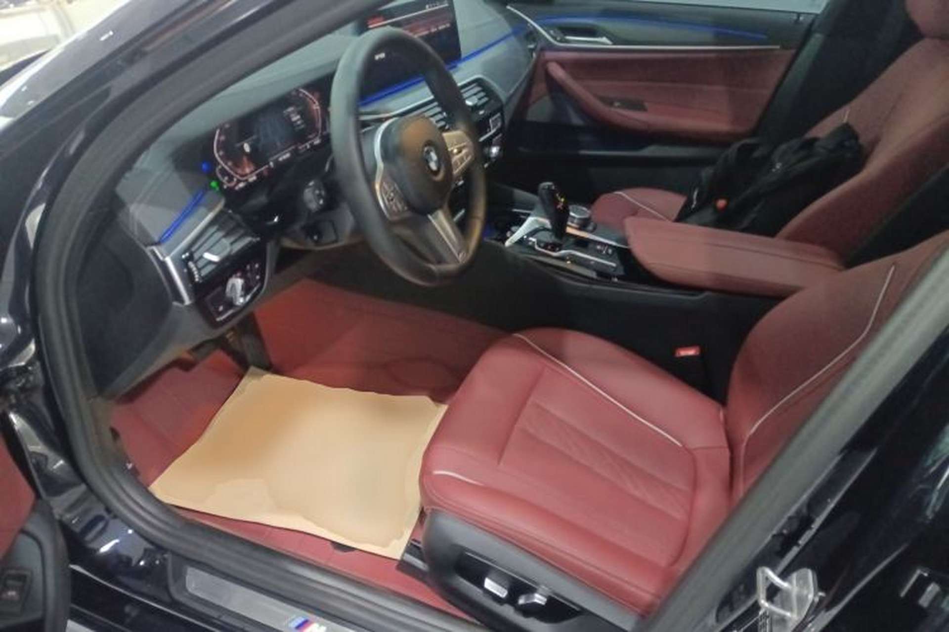 Used BMW 5 Series 2023 530Li Leading Model M Sport Package Left Front Seat