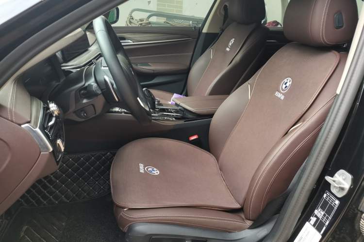Used BMW 5 Series 2023 530Li Leading Edition Luxury Package Left Front Seat