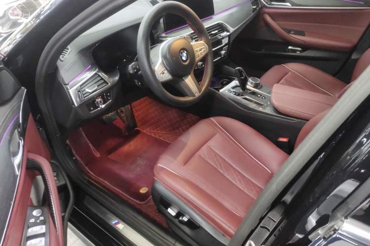 Used BMW 5 Series 2023 530Li xDrive M Sport Package Left Front Seat