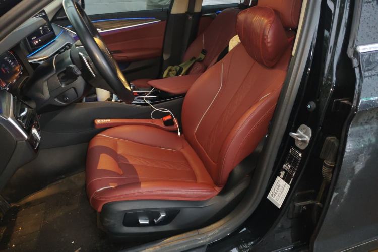 Used BMW 5 Series 2023 530Li Leading Edition Luxury Package Left Front Seat