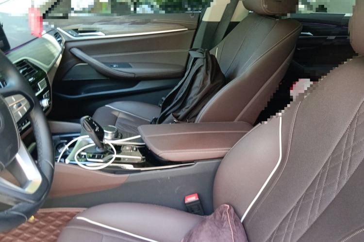 Used BMW 5 Series 2023 530Li Leading Edition Luxury Package Left Front Seat
