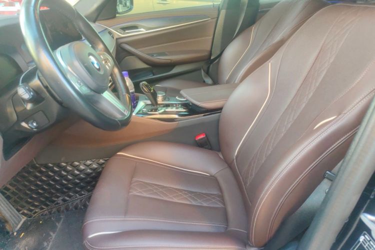 Used BMW 5 Series 2023 530Li Leading Model M Sport Package Left Front Seat