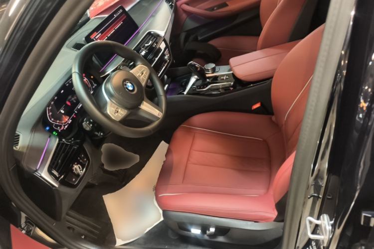 Used BMW 5 Series 2023 530Li Leading Model M Sport Package Left Front Seat