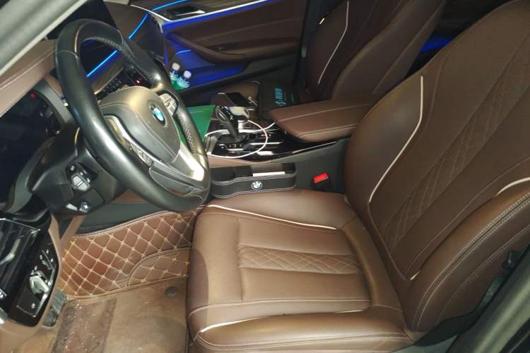 Used BMW 5 Series 2023 530Li Leading Edition Luxury Package Left Front Seat