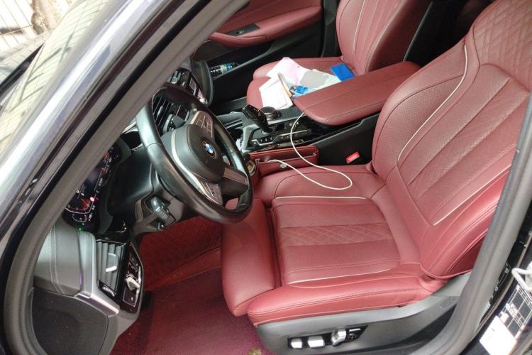 Used BMW 5 Series 2023 530Li Luxury Edition Premium Package Left Front Seat