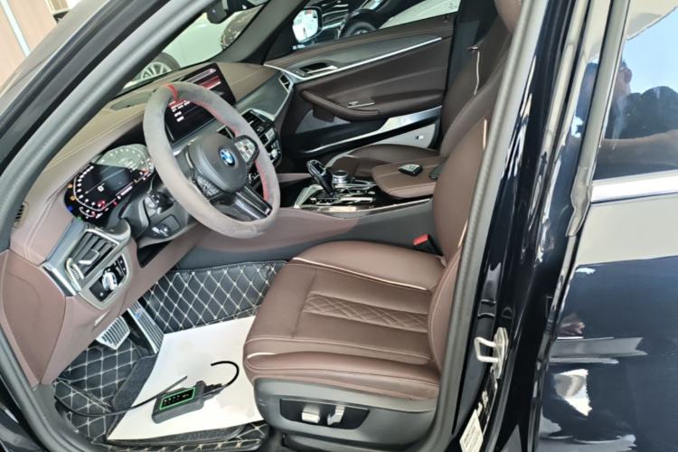 Used BMW 5 Series 2023 530Li Leading Model M Sport Package Left Front Seat