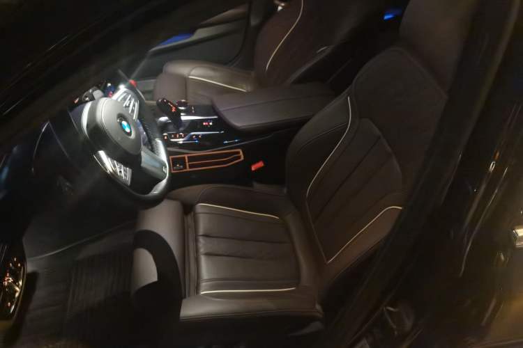 Used BMW 5 Series 2023 530Li Executive M Sport Package Left Front Seat
