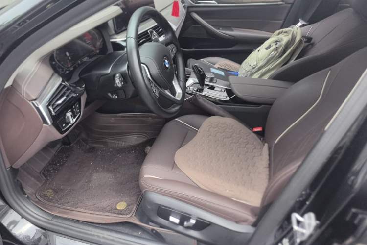 Used BMW 5 Series 2023 Facelifted 530Li Leading Luxury Package Left Front Seat