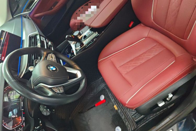 Used BMW 5 Series 2023 530Li Leading Edition Luxury Package Left Front Seat