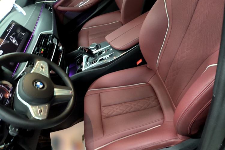 Used BMW 5 Series 2023 530Li Leading Model M Sport Package Left Front Seat