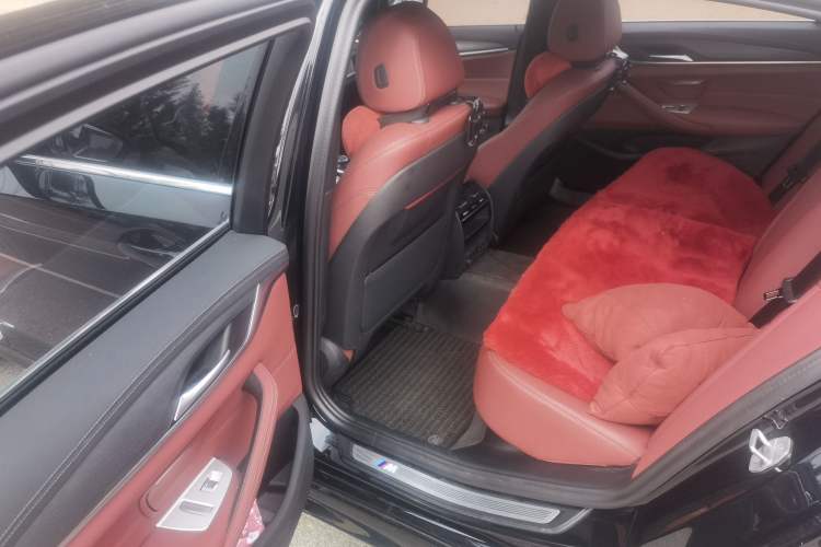 Used BMW 5 Series 2023 530Li xDrive M Sport Package Left Rear Seat