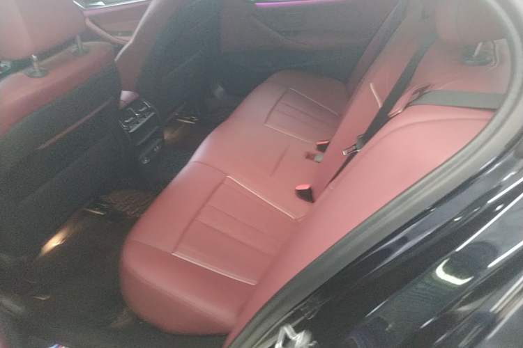 Used BMW 5 Series 2023 530Li Leading Model M Sport Package Left Rear Seat