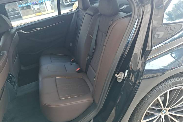 Used BMW 5 Series 2023 530Li Leading Model M Sport Package Left Rear Seat