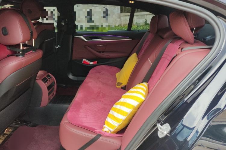 Used BMW 5 Series 2023 530Li Leading Model M Sport Package Left Rear Seat