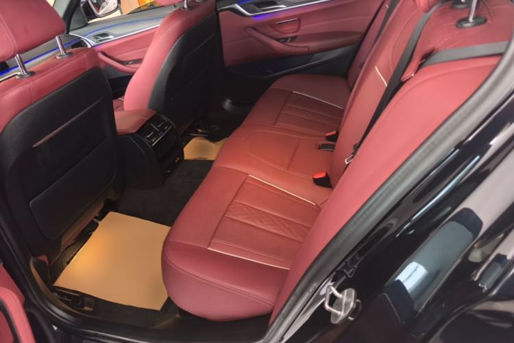 Used BMW 5 Series 2023 530Li Leading Model M Sport Package Left Rear Seat