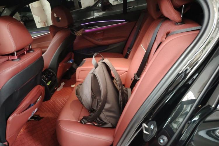 Used BMW 5 Series 2023 530Li Leading Model M Sport Package Left Rear Seat