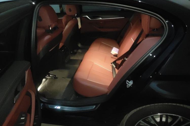 Used BMW 5 Series 2023 530Li Leading Model M Sport Package Left Rear Seat