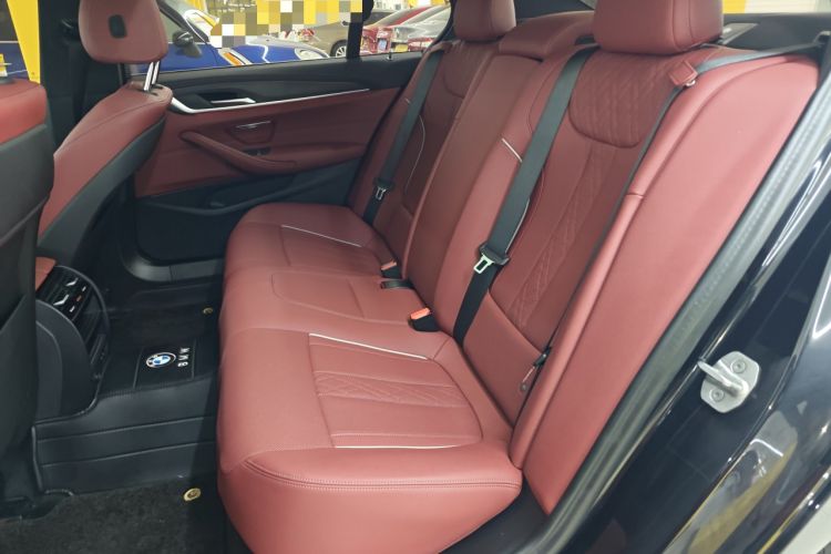 Used BMW 5 Series 2023 530Li Leading Model M Sport Package Left Rear Seat