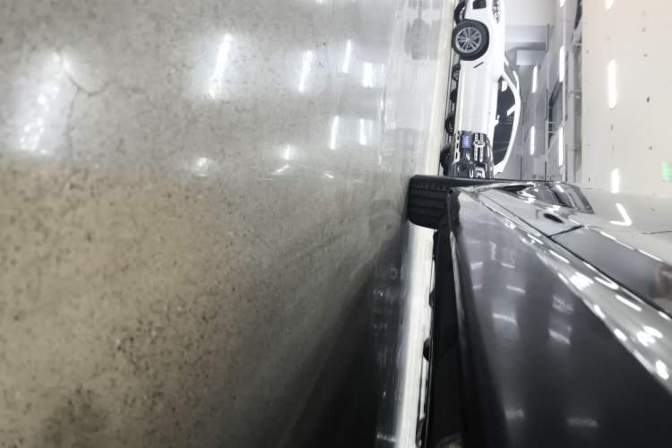 Used BMW 5 Series 2023 530Li xDrive M Sport Package Left Side Sill