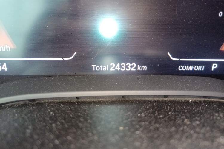 Used BMW 5 Series 2023 530Li Leading Model M Sport Package Odometer Close Up