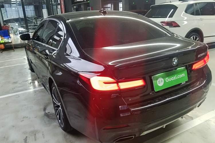 Used BMW 5 Series 2023 530Li Leading Model M Sport Package Rear Left 45 Deg