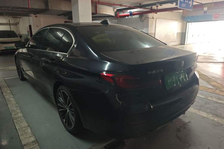 Used BMW 5 Series 2023 530Li Leading Model M Sport Package Rear Left 45 Deg