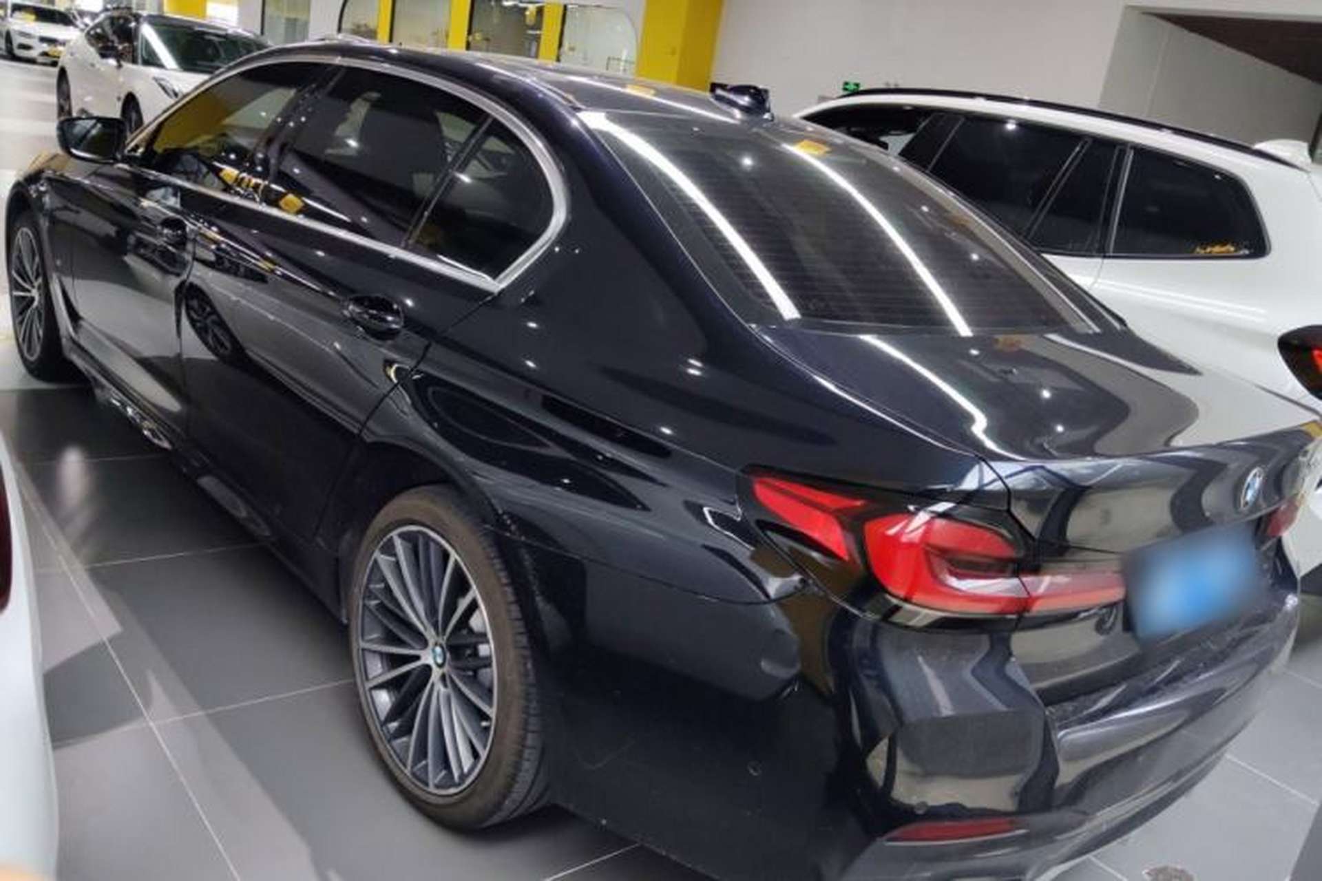 Used BMW 5 Series 2023 530Li Leading Model M Sport Package Rear Left 45 Deg