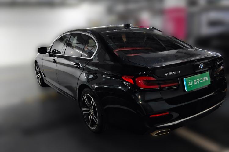 Used BMW 5 Series 2023 530Li Leading Edition Luxury Package Rear Left 45 Deg