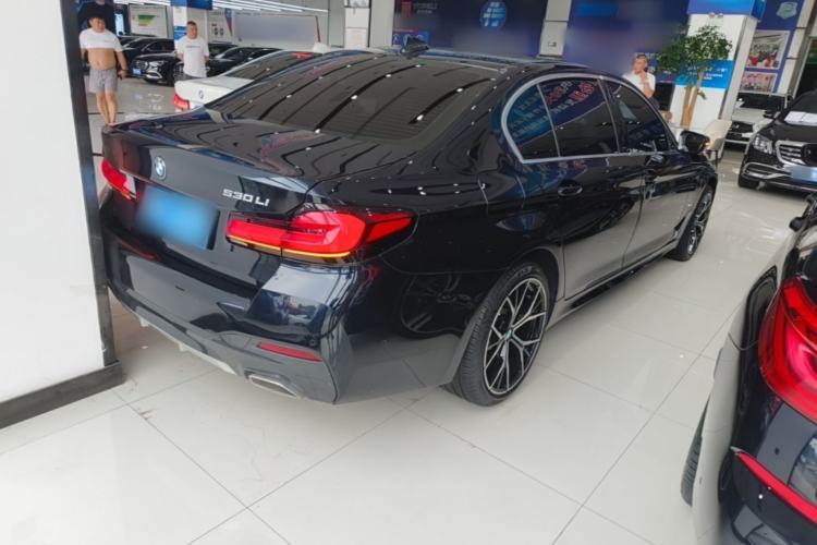 Used BMW 5 Series 2023 530Li Leading Model M Sport Package Rear Right 45 Deg