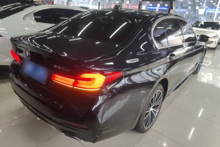Used BMW 5 Series 2023 530Li Leading Model M Sport Package Rear Right 45 Deg