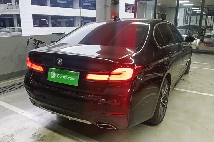 Used BMW 5 Series 2023 530Li Leading Model M Sport Package Rear Right 45 Deg