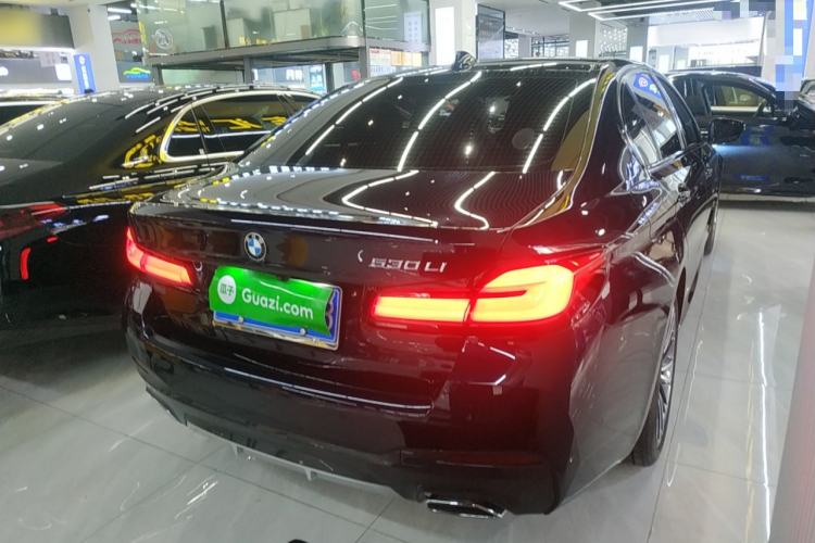 Used BMW 5 Series 2023 530Li Leading Model M Sport Package Rear Right 45 Deg