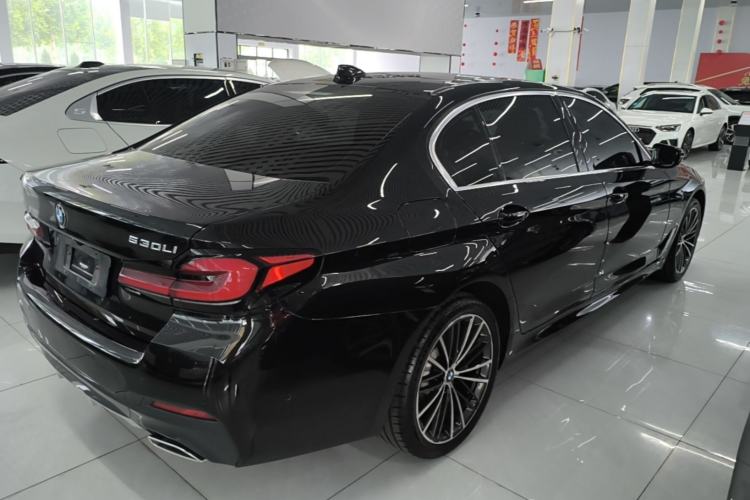 Used BMW 5 Series 2023 530Li Leading Model M Sport Package Rear Right 45 Deg