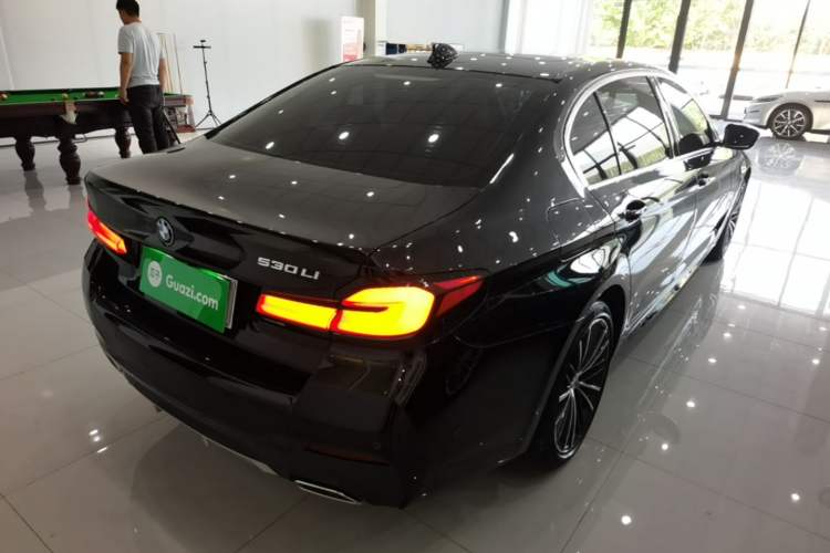 Used BMW 5 Series 2023 530Li Leading Model M Sport Package Rear Right 45 Deg