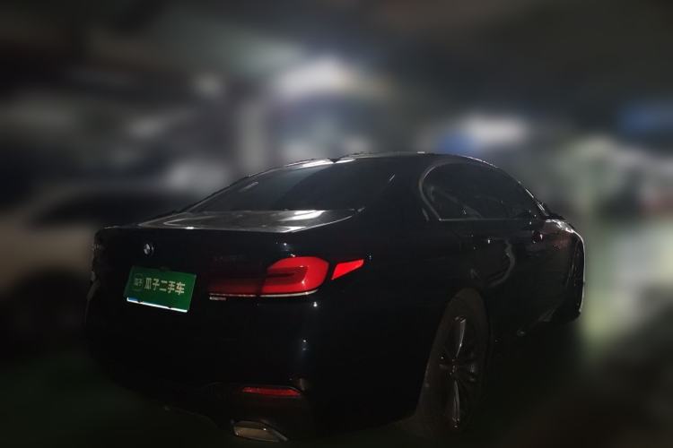 Used BMW 5 Series 2023 530Li Leading Model M Sport Package Rear Right 45 Deg