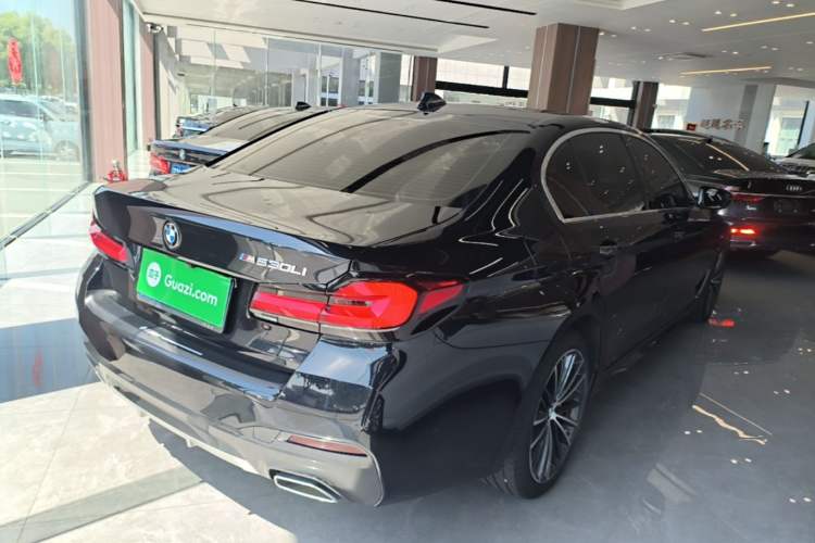 Used BMW 5 Series 2023 530Li Leading Model M Sport Package Rear Right 45 Deg