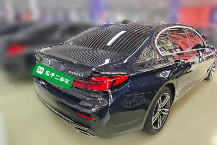 Used BMW 5 Series 2023 530Li Leading Edition Luxury Package Rear Right 45 Deg