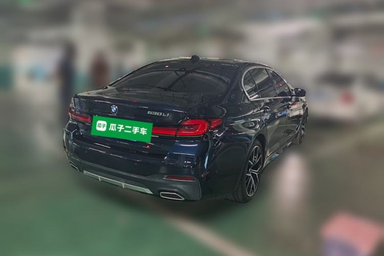 Used BMW 5 Series 2023 530Li Luxury Edition M Sport Package Rear Right 45 Deg