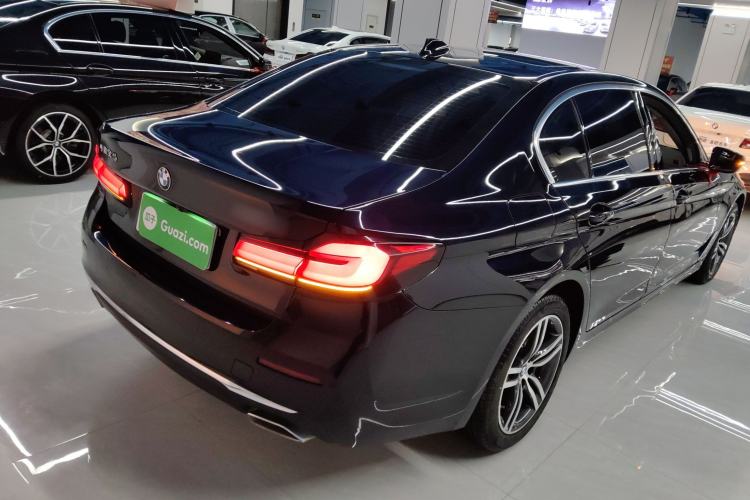 Used BMW 5 Series 2023 530Li Leading Edition Luxury Package Rear Right 45 Deg