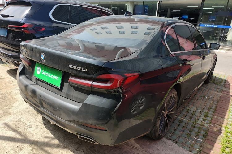 Used BMW 5 Series 2023 530Li Leading Model M Sport Package Rear Right 45 Deg