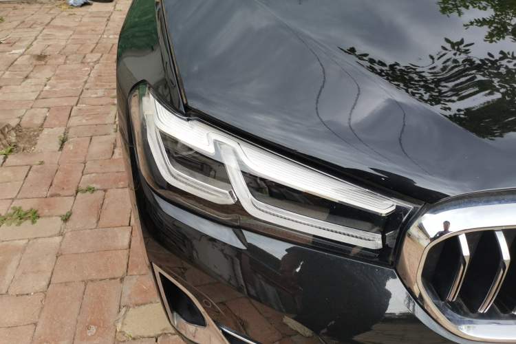 Used BMW 5 Series 2023 530Li Leading Edition Luxury Package Right Front Headlight