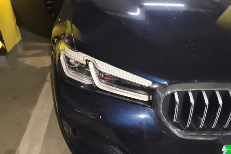 Used BMW 5 Series 2023 Restyled 530Li Luxury Edition M Sport Package Right Front Headlight