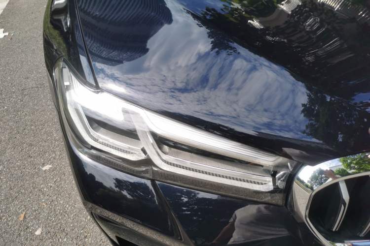Used BMW 5 Series 2023 530Li Leading Model M Sport Package Right Front Headlight