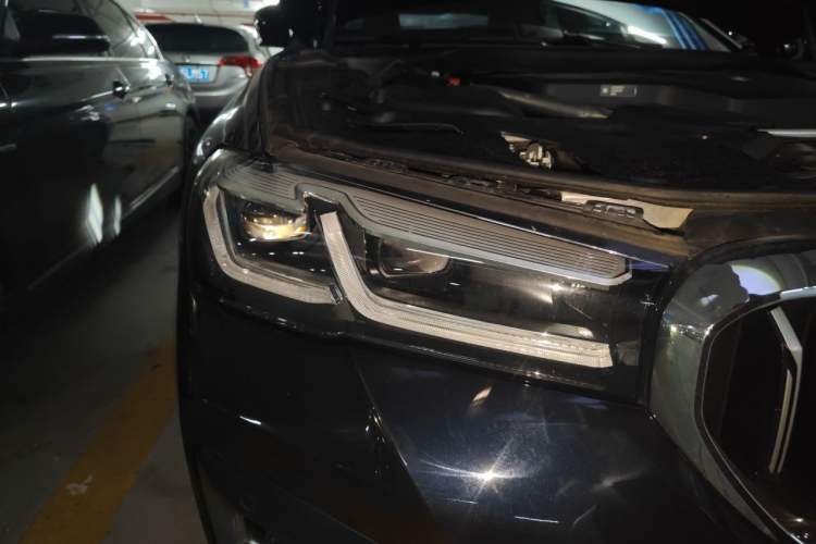 Used BMW 5 Series 2023 530Li Leading Model M Sport Package Right Front Headlight